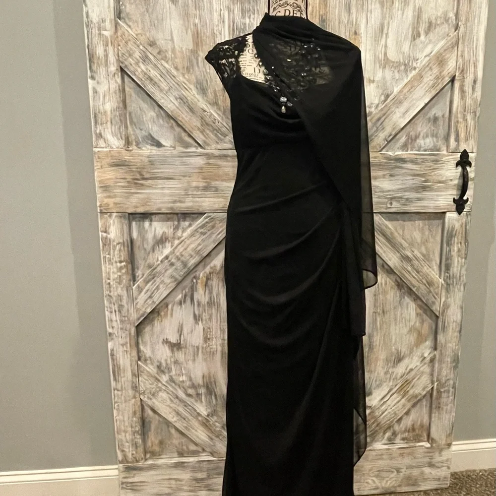 Black Ball Gown - Picture 7 of 7